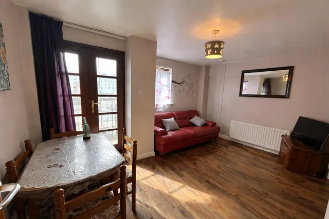 London Road, L3, photo 2
