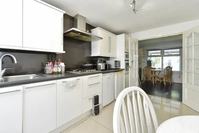 Photo 3 — Langsett Crescent, Sheffield, South Yorkshire, S6