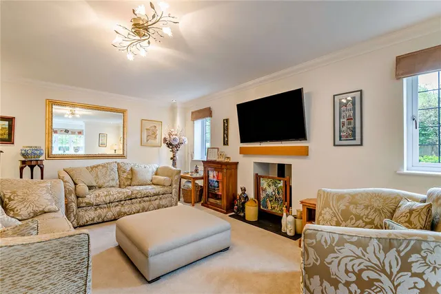 Monks Lane, Newbury, RG14, photo 3