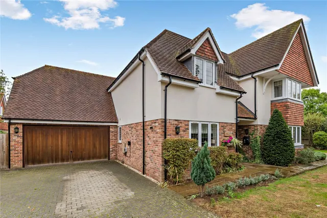Monks Lane, Newbury, RG14, photo 1