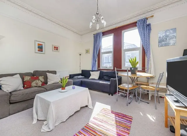Acre Lane, Brixton, SW2, photo 1