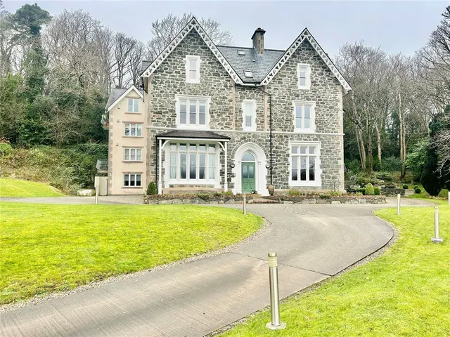 Cadnant Road, Menai Bridge, LL59, photo 1