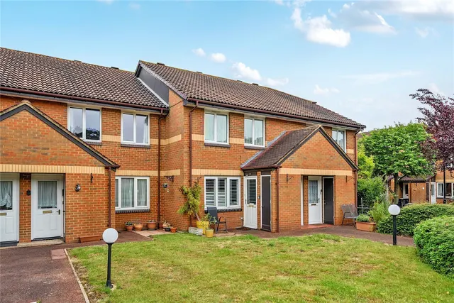 Beck Court, Beck Lane, Beckenham, BR3, photo 1
