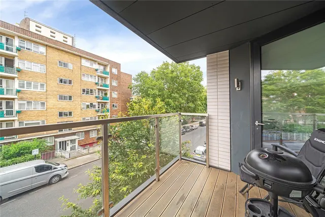 Photo 2 — Ebury Apartments, 1B Sutherland Street, Pimlico, London, SW1V