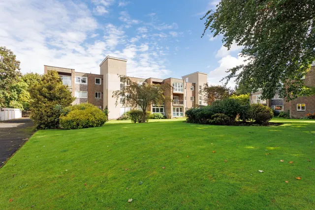 Photo 2 — 14 Savoy Court, Ayr, KA7 2XP