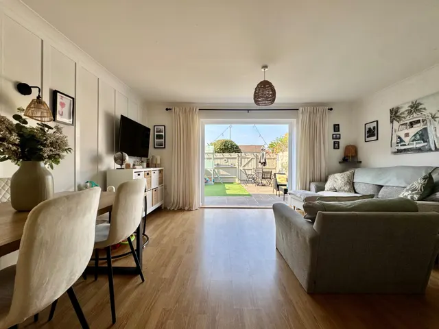 Bluebird Close, Shoreham-by-Sea, BN43, photo 3