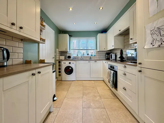 Bluebird Close, Shoreham-by-Sea, BN43, photo 2