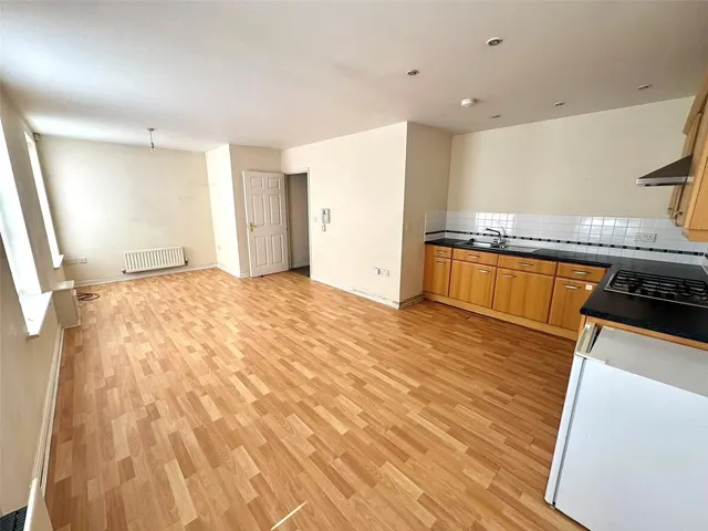 Photo 2 — Chaloner Grove, Wakefield, West Yorkshire, WF1