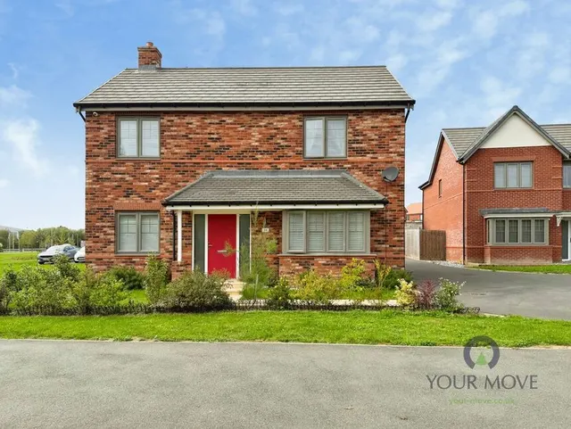Jade Close, Newhall, DE11, photo 1