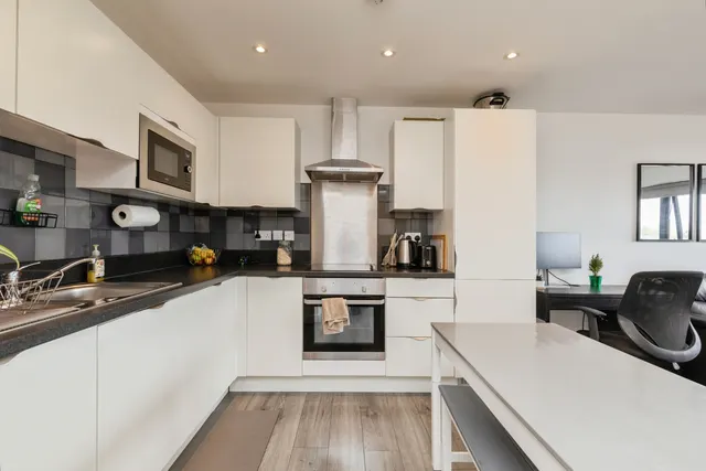Whitchurch Lane, Bristol, BS14, photo 1