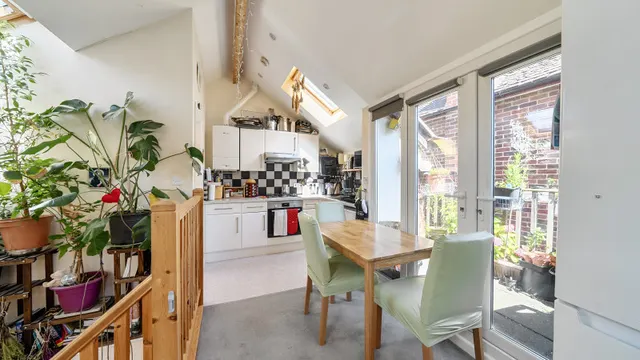 Henley Street, Cowley, OX4, photo 3