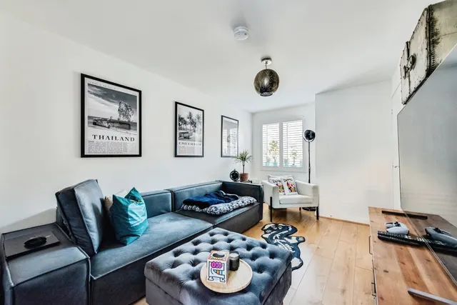 Olley Crescent, Witney, OX29, photo 3