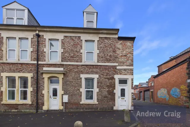 Whitehall Road, Gateshead, NE8, photo 1
