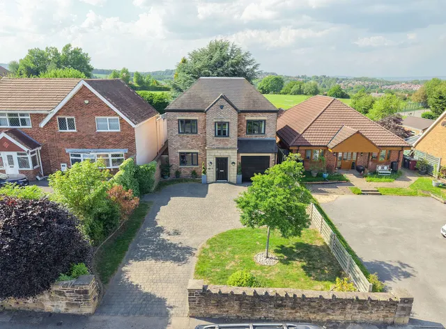 Nethermoor Road, New Tupton, S42, photo 1