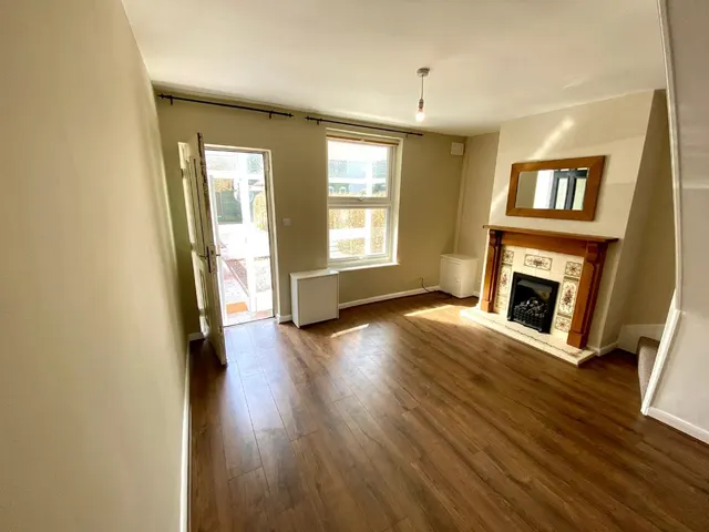 Poplar Avenue, Summer Road, Erdington, Birmingham, B23, photo 1