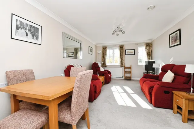 Ongar Road, Brentwood, Essex, CM15, photo 1