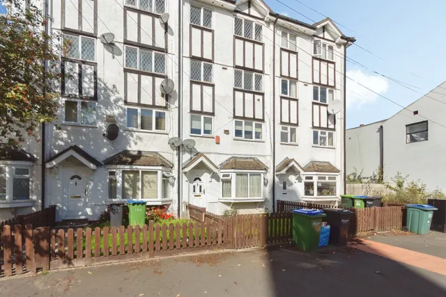 Windmill Lane, Smethwick, B66, photo 2