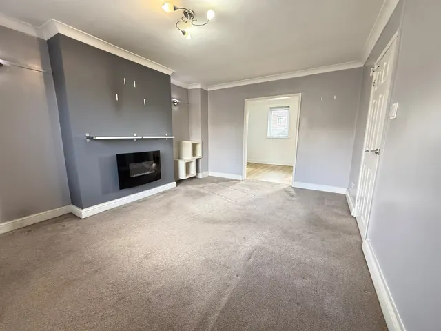 Gelli Road, Llanharry, CF72, photo 3