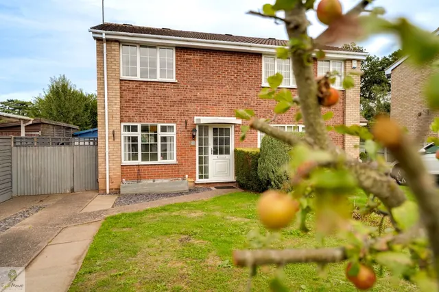 Burlington Drive, Stafford, ST17, photo 2