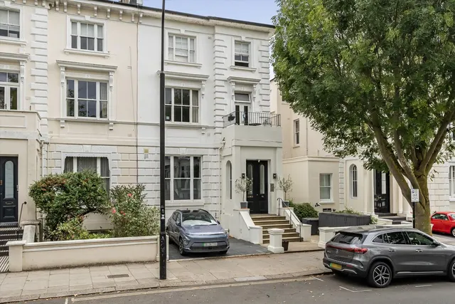 Buckland Crescent, London, NW3, photo 1