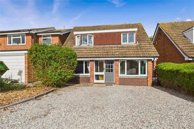 Askew Drive, Spencers Wood, RG7, photo 1