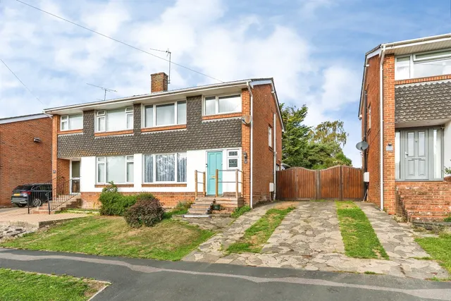 Summerlands Road, Fair Oak, SO50, photo 1