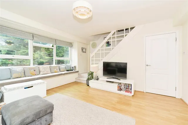 Watermill Close, Richmond, TW10, photo 1