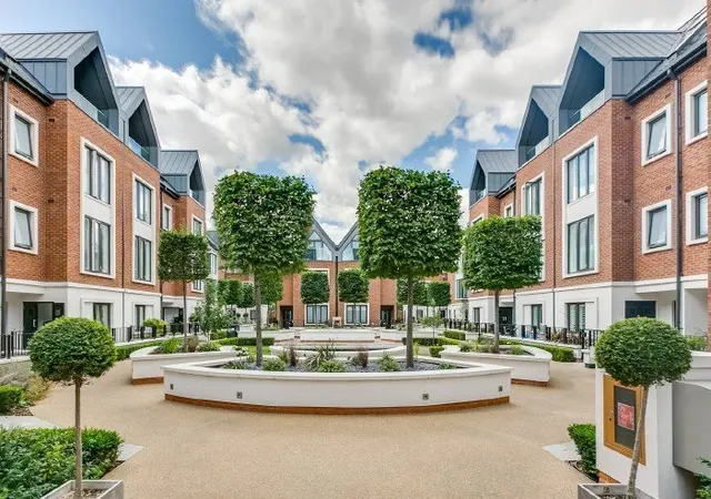 Noel Square, Teddington, TW11, photo 1