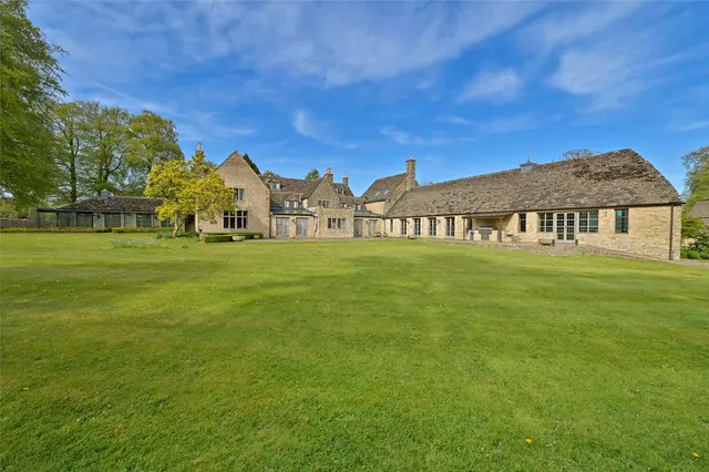 Photo 2 — Bagendon, Cirencester, Gloucestershire, GL7 7JF