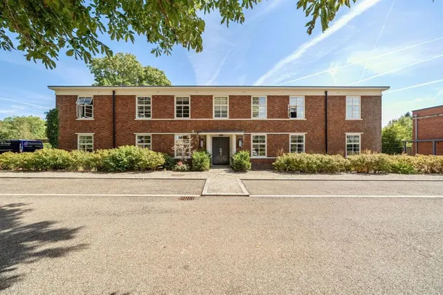 Trenchard Lane, Bicester, OX27, photo 1