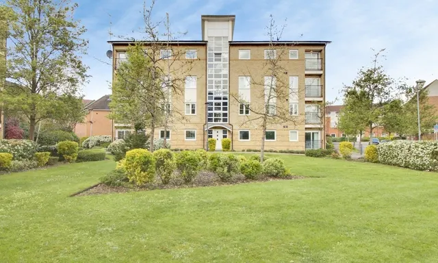 St. Josephs Green, Welwyn Garden City, photo 1