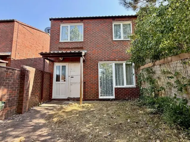 Turnmill Avenue, Springfield, Milton Keynes, Buckinghamshire, MK6 3JW, photo 1