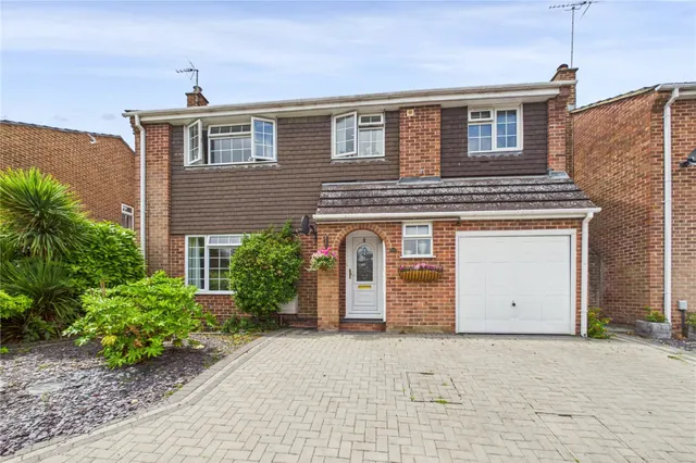 New Road, Newbury, RG14, photo 1