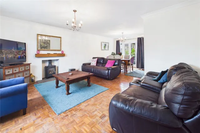 New Road, Newbury, RG14, photo 2