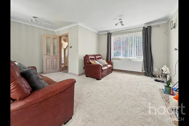 Marritt Close, Chatteris, PE16, photo 3