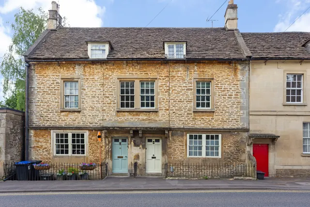 Pickwick, Corsham, SN13, photo 1