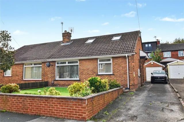 Brighton Avenue, Morley, LS27, photo 1