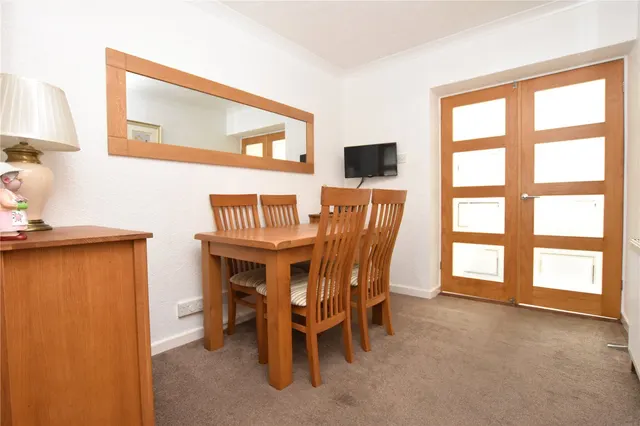 Brighton Avenue, Morley, LS27, photo 3