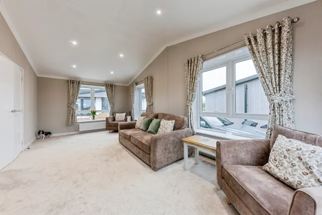 Cliff Lane, Marston, NG32, photo 3