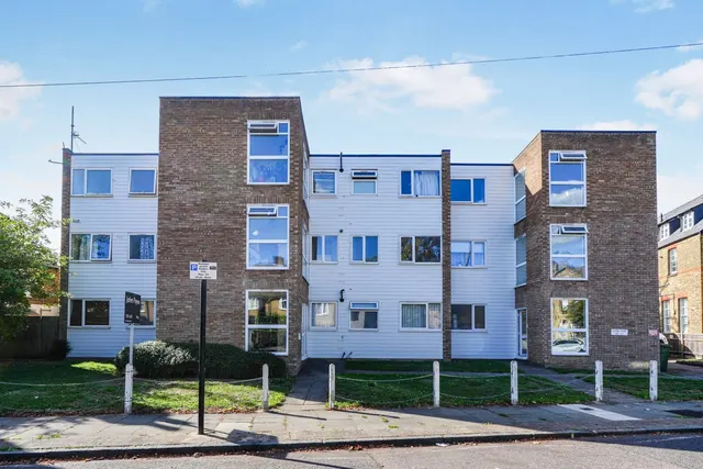 Lenham Road, Lee, SE12, photo 1