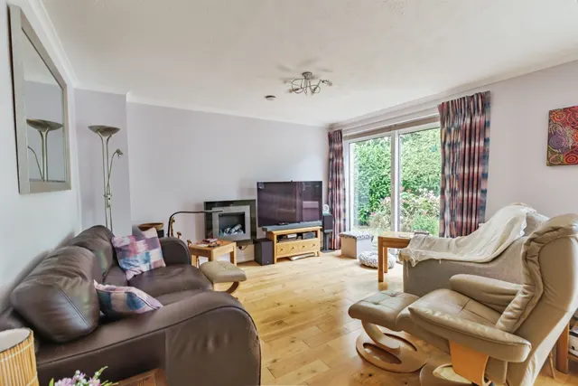 Welbeck Close, Burgess Hill, RH15, photo 2