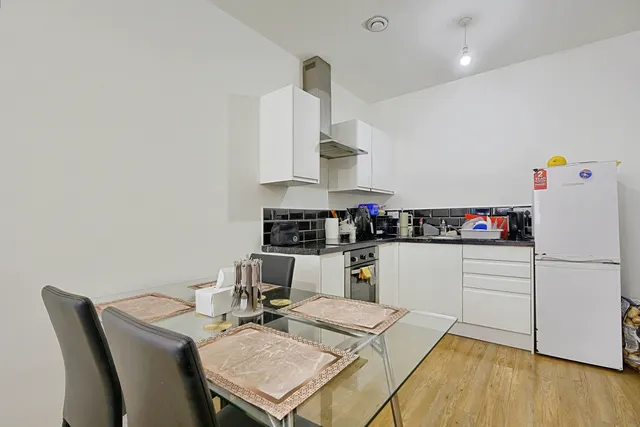 Sunbridge Road, Bradford, BD1, photo 1