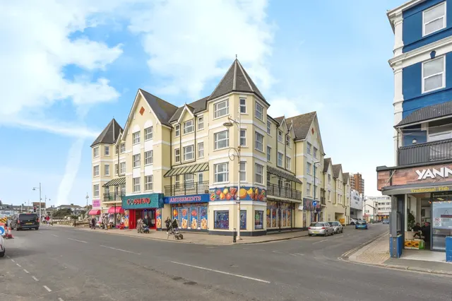 Lennox Street, Bognor Regis, photo 1