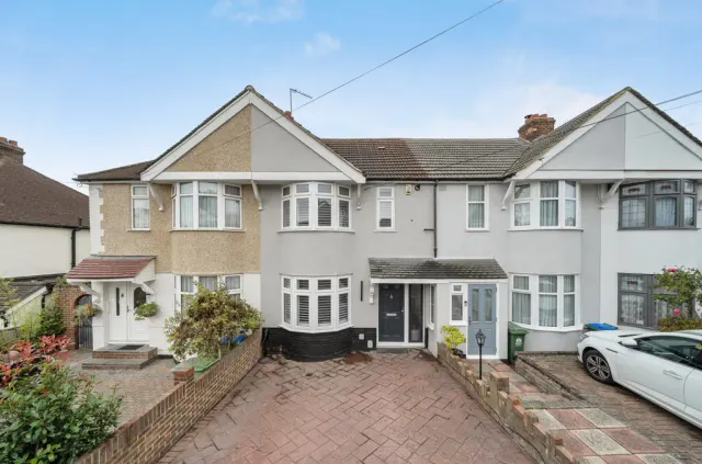 Yorkland Avenue, Welling, DA16, photo 1
