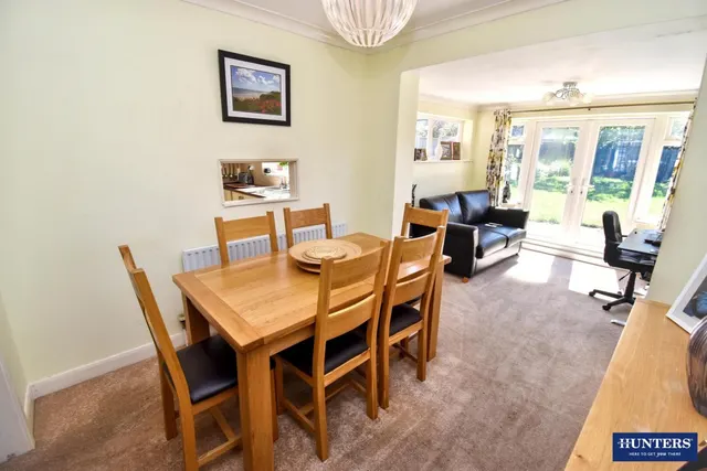 Photo 3 — Grasmere Road, Wigston