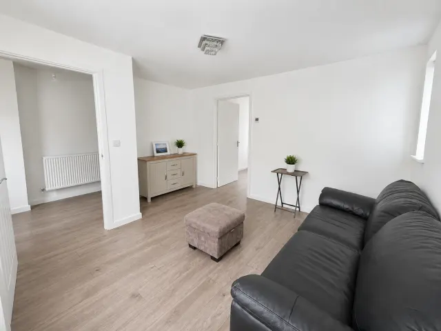Shorten Place, Bradwell, photo 3