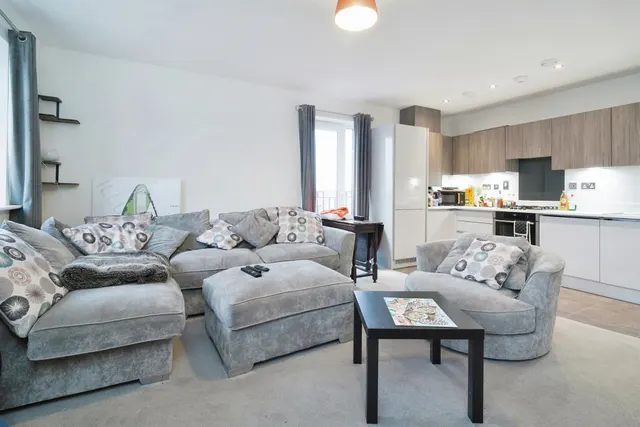 Gorcott Lane, Shirley, B90, photo 2