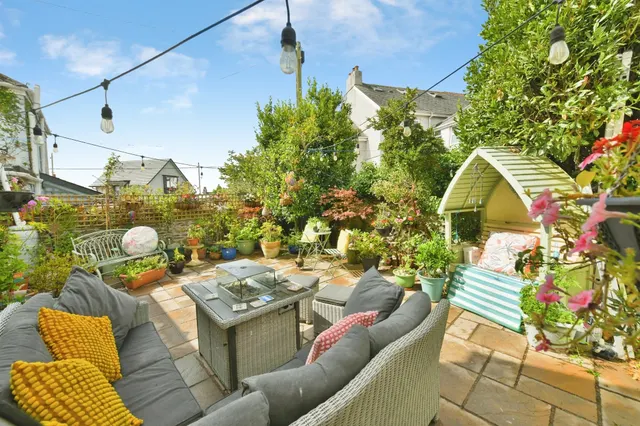 Photo 3 — King Edward Road, Saltash
