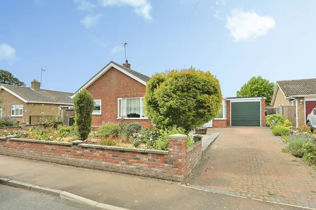 Photo 2 — Dunnetts Close, Ashill, Thetford
