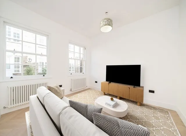 Photo 2 — Thornton Road, Wimbledon, SW19